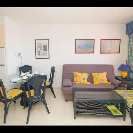 Z-42C Frontal Sea Views, With Air Conditioning And Community Pool Apartamento