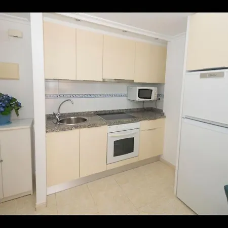 Z-42C Frontal Sea Views, With Air Conditioning And Community Pool *