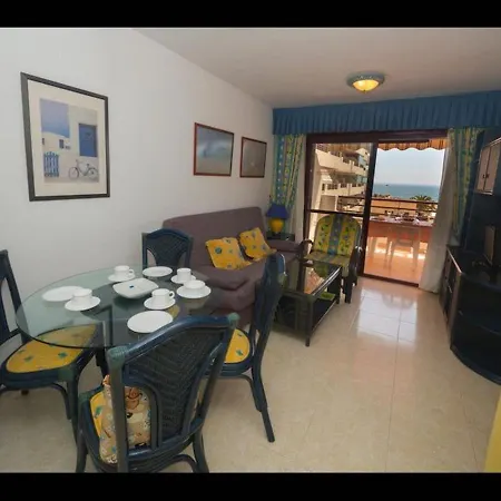Z-42C Frontal Sea Views, With Air Conditioning And Community Pool Apartamento